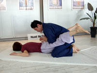 Traditional Thai massage techniqe image19