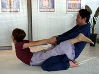 Traditional Thai massage techniqe image20