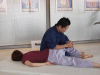 Traditional Thai massage techniqe image24